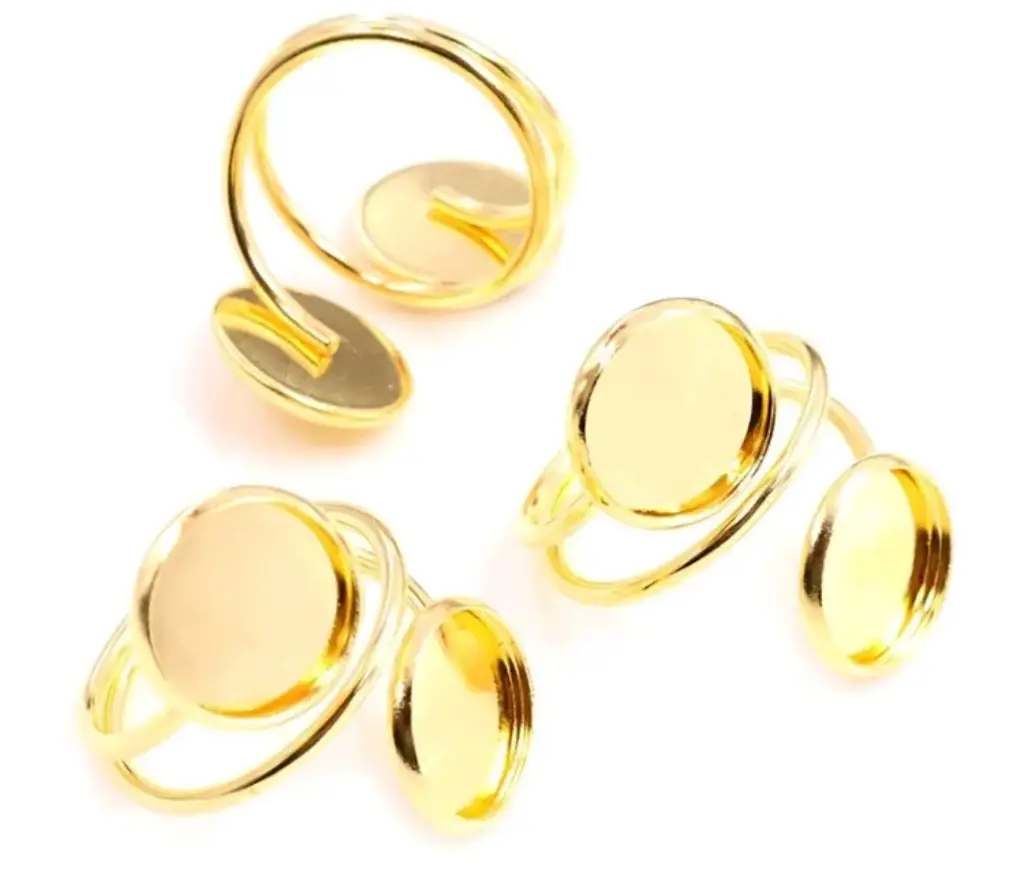 خاتم فتحتين (الذهبي)