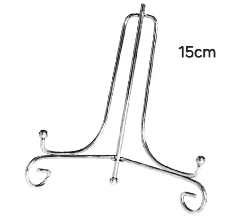 ستاند فضي وسط